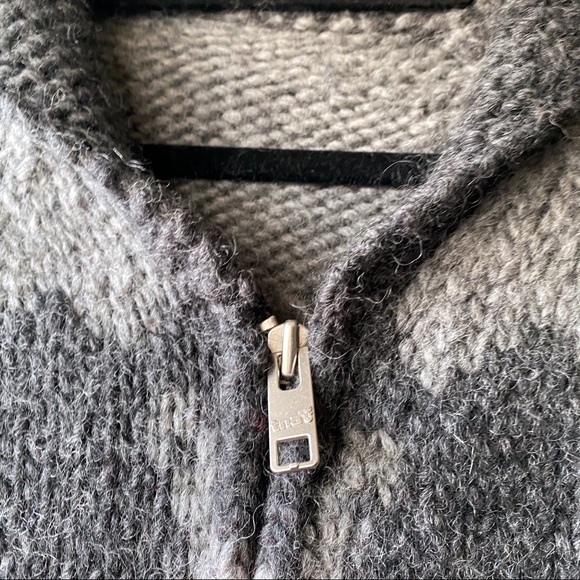 Aritzia TNA Sea-to-Sky Wool Zip Cowichan Cardigan - Picture 8 of 11